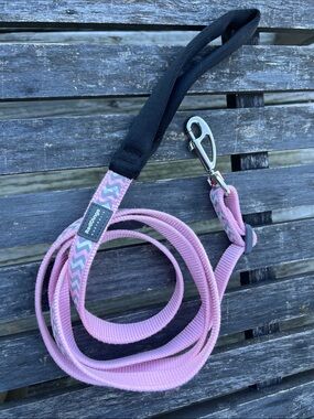 Red Dingo Pink Chevron Dog Leash lead with Black Padded Handle girlie cute 6 ft
